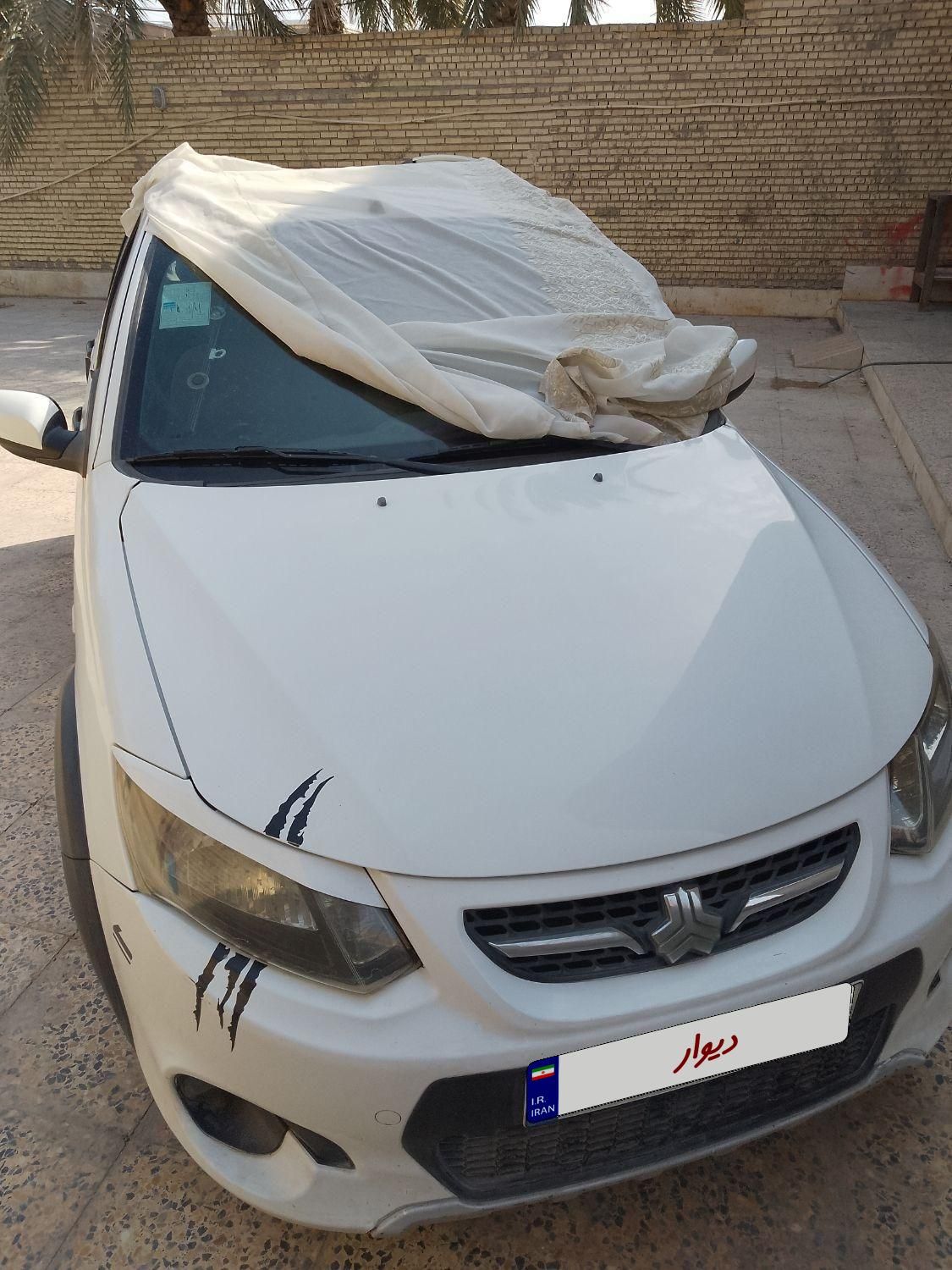 خودرو کوییک، معمولی آگهی ann_19444122
