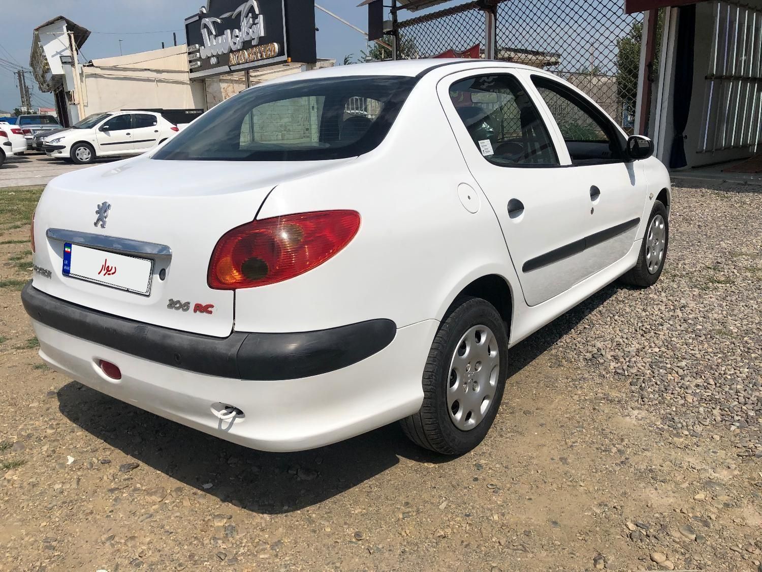 پژو ۲۰۶ صندوق دار v8 - 1395