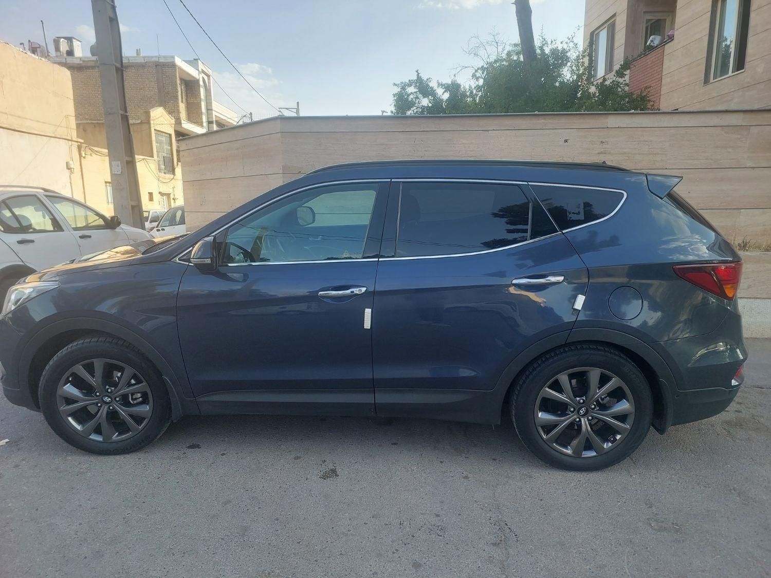 خودرو هیوندای، سانتافه آگهی ann_19444441