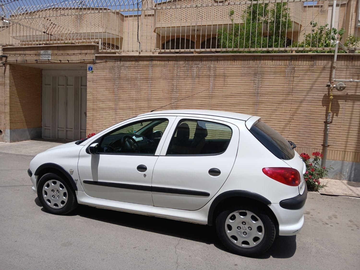 خودرو پژو، 206 آگهی ann_19444446