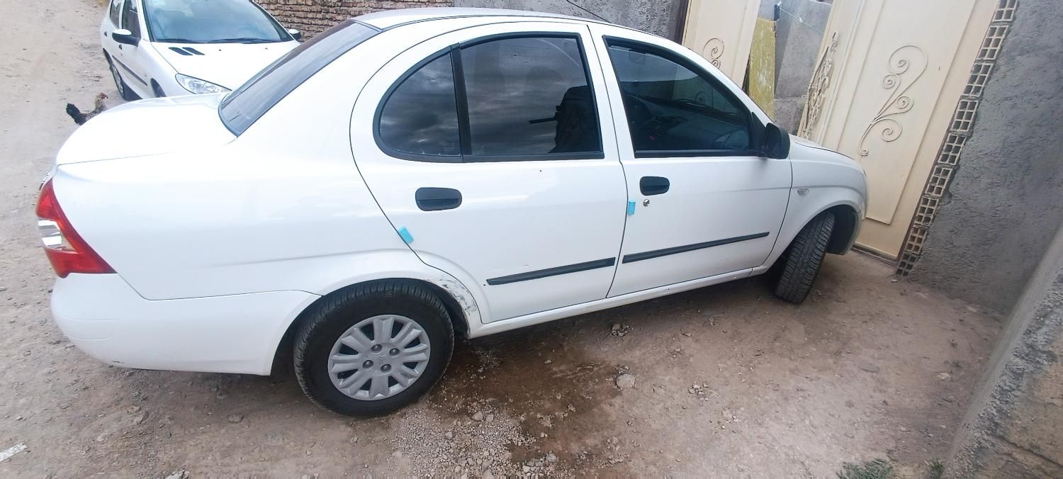 تیبا صندوق دار SX - 1400