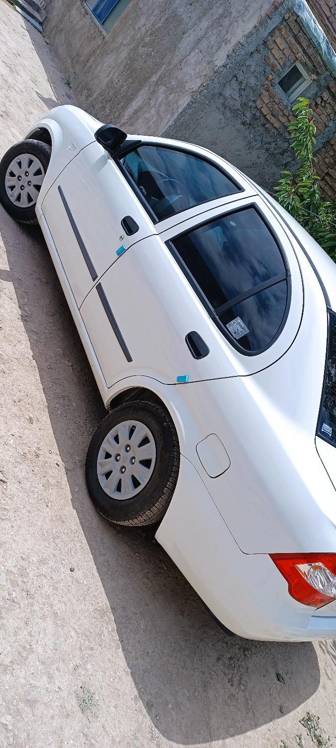 تیبا صندوق دار SX - 1400