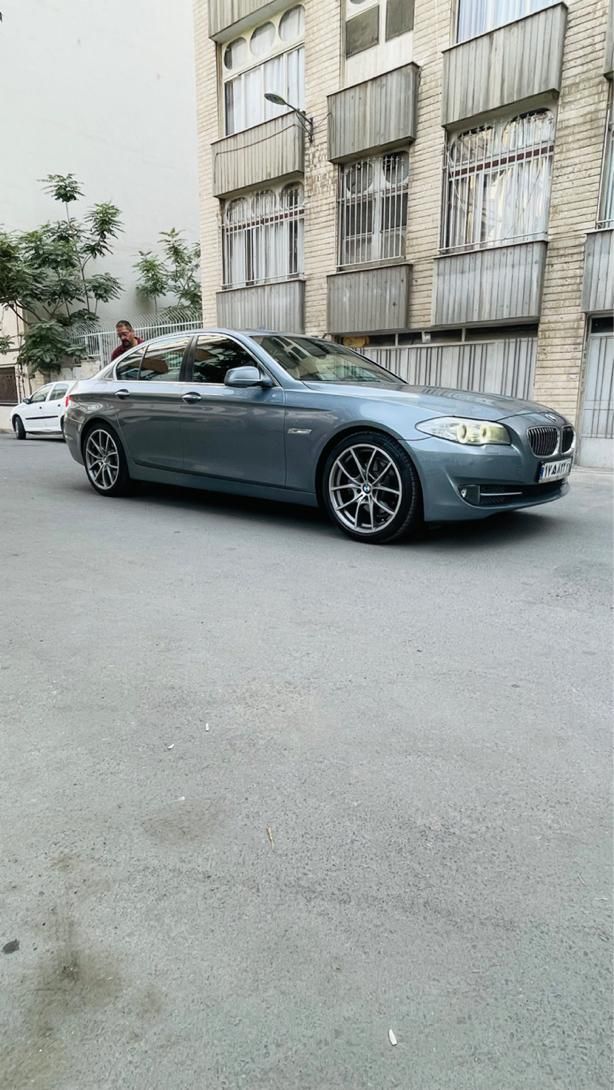 ب ام و سری 5 523i - 2011