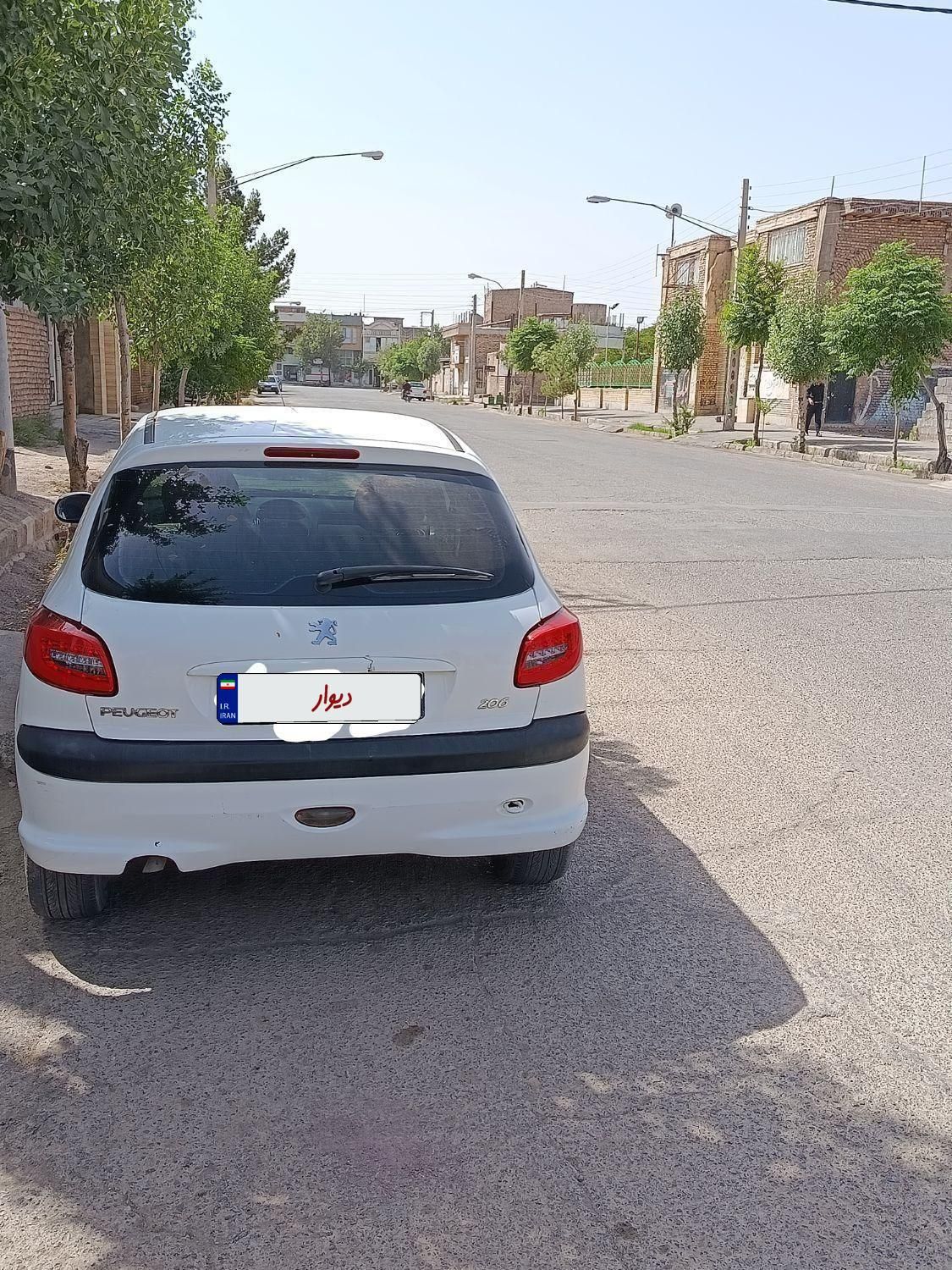 پژو 206 تیپ 2 - 1390