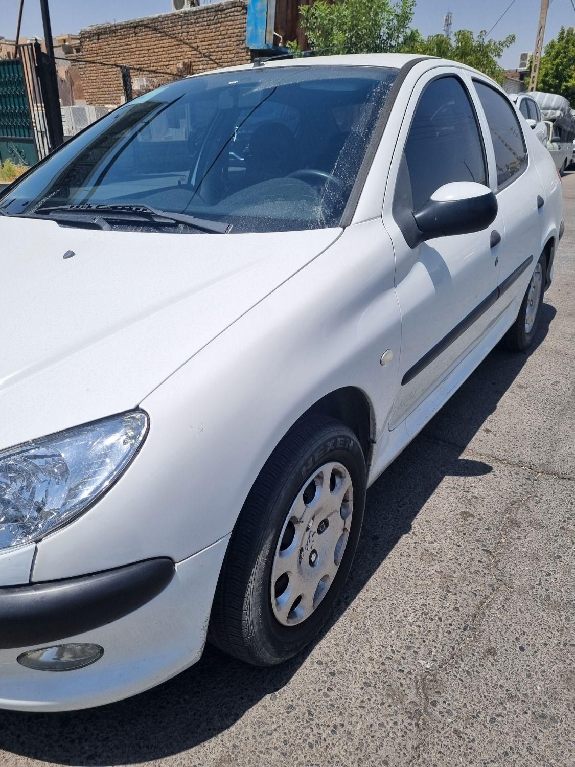پژو ۲۰۶ صندوق دار v8 - 1394