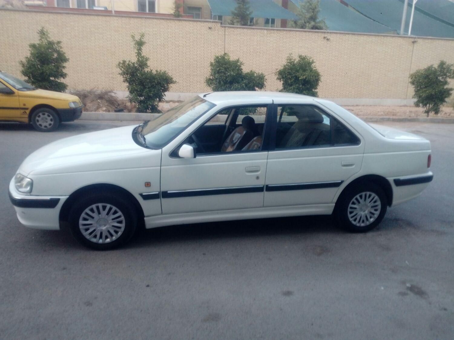 پژو پارس اتوماتیک - 1389