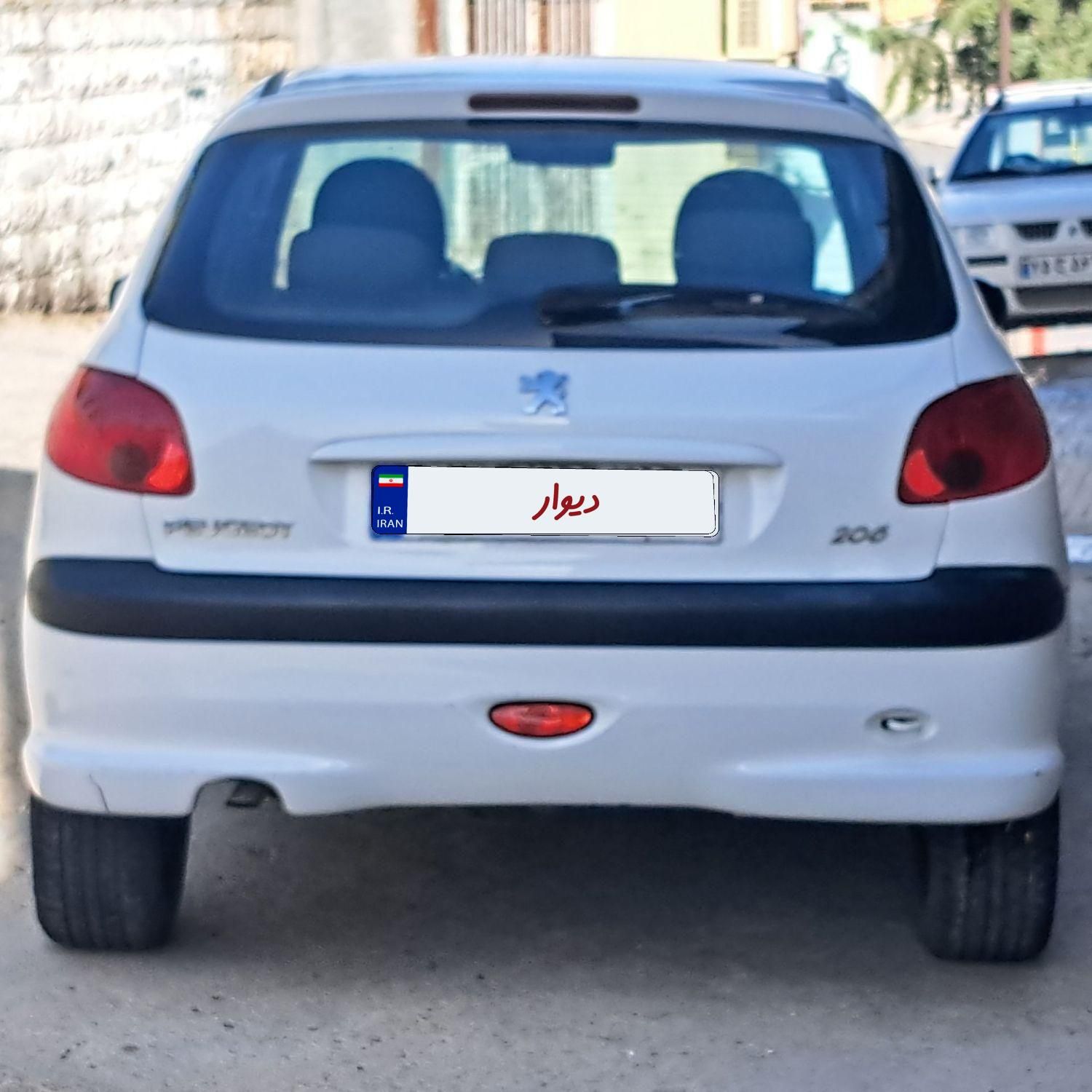 پژو 206 تیپ 5 - 1396