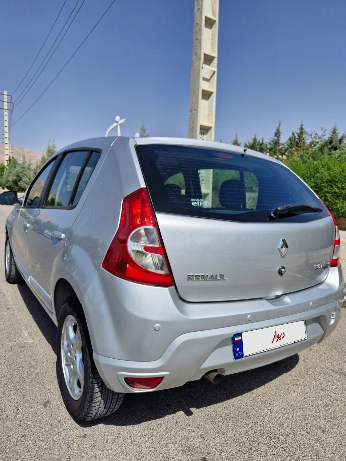 رنو ساندرو اتوماتیک - 1394