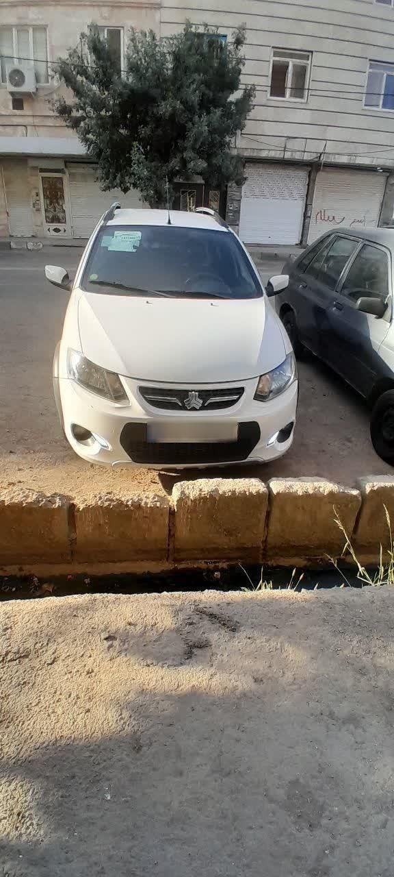 خودرو کوییک، معمولی آگهی ann_19444756