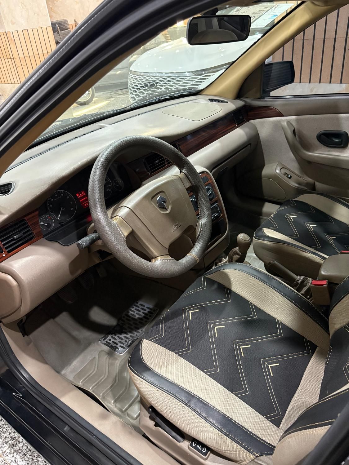 سمند LX XU7 - 1395