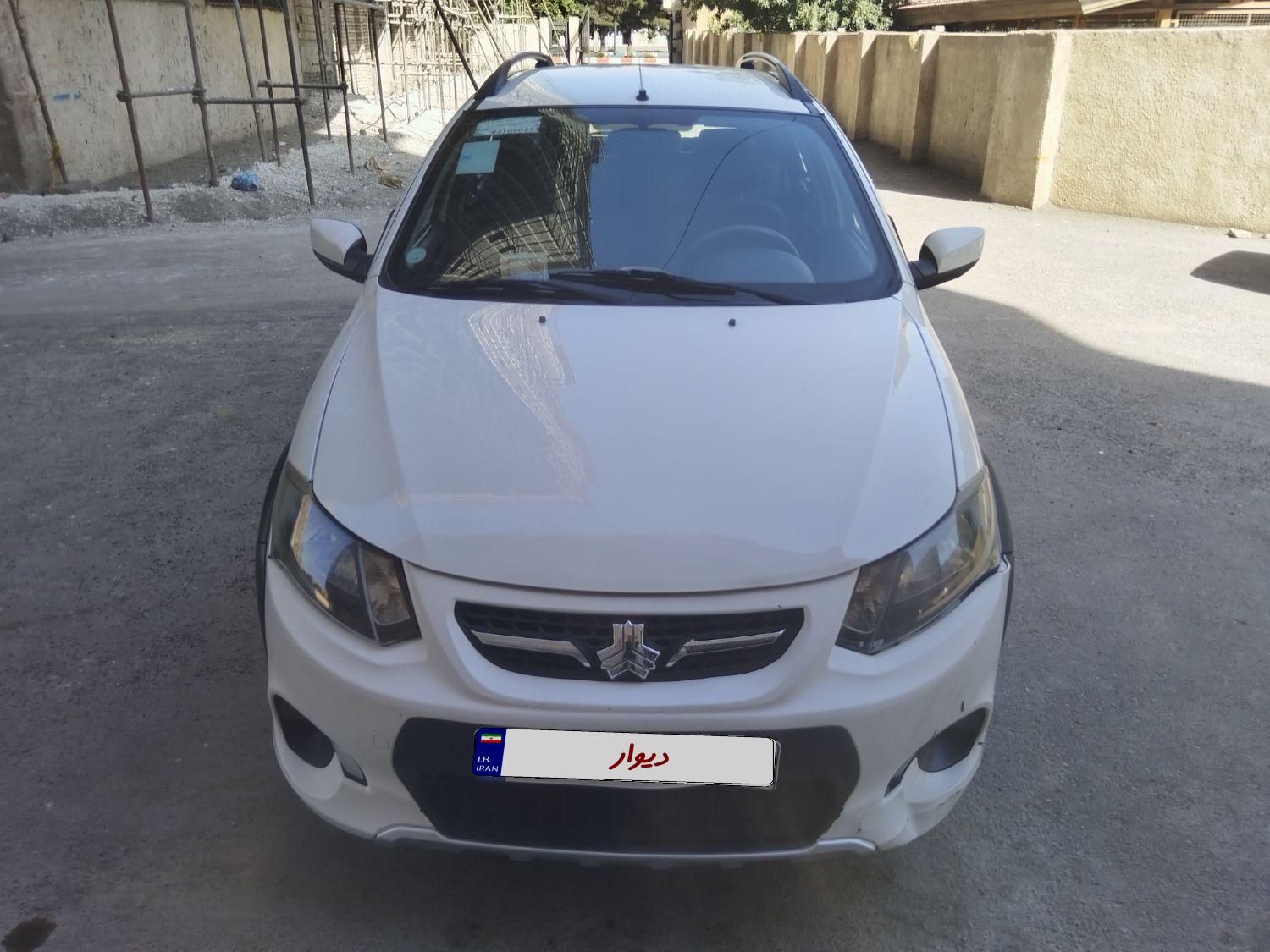 خودرو کوییک، معمولی آگهی ann_19444895