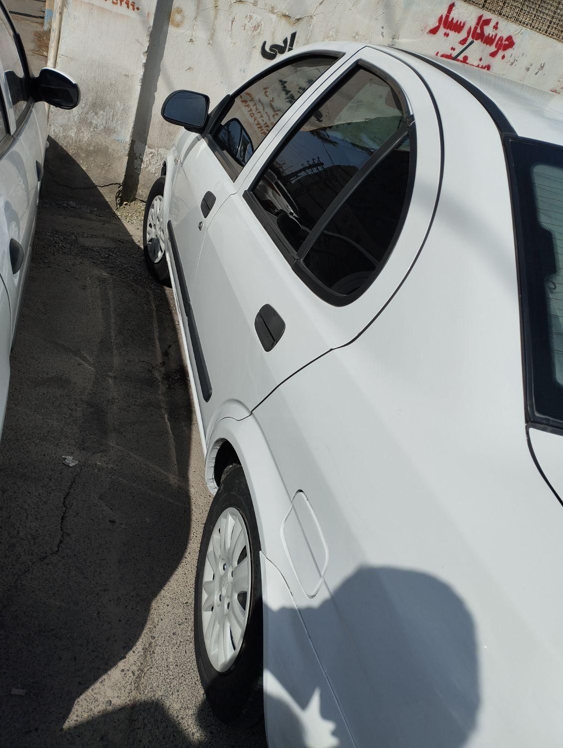 تیبا صندوق دار SX - 1393