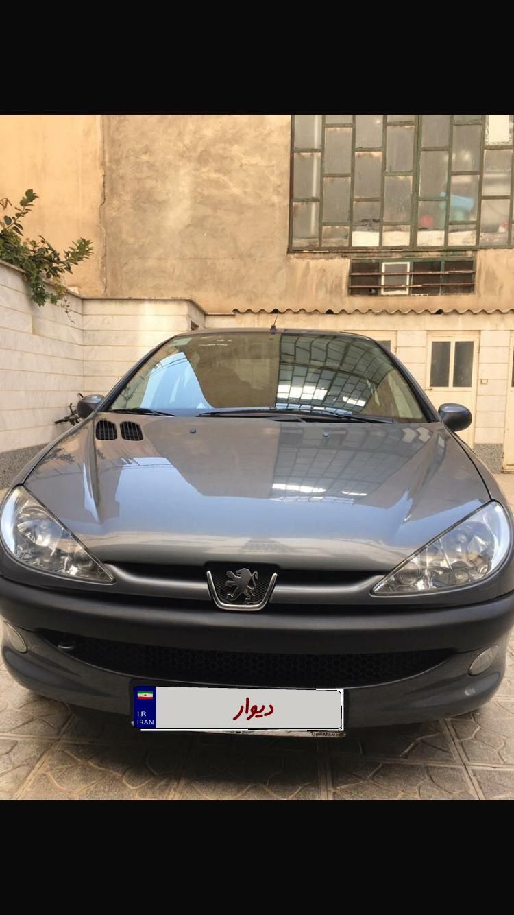 پژو ۲۰۶ صندوق دار v8 - 1393