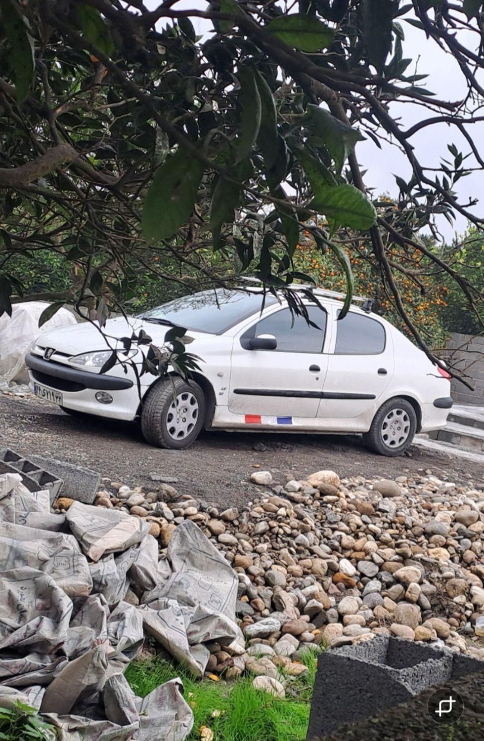 پژو ۲۰۶ صندوق دار v8 - 1396