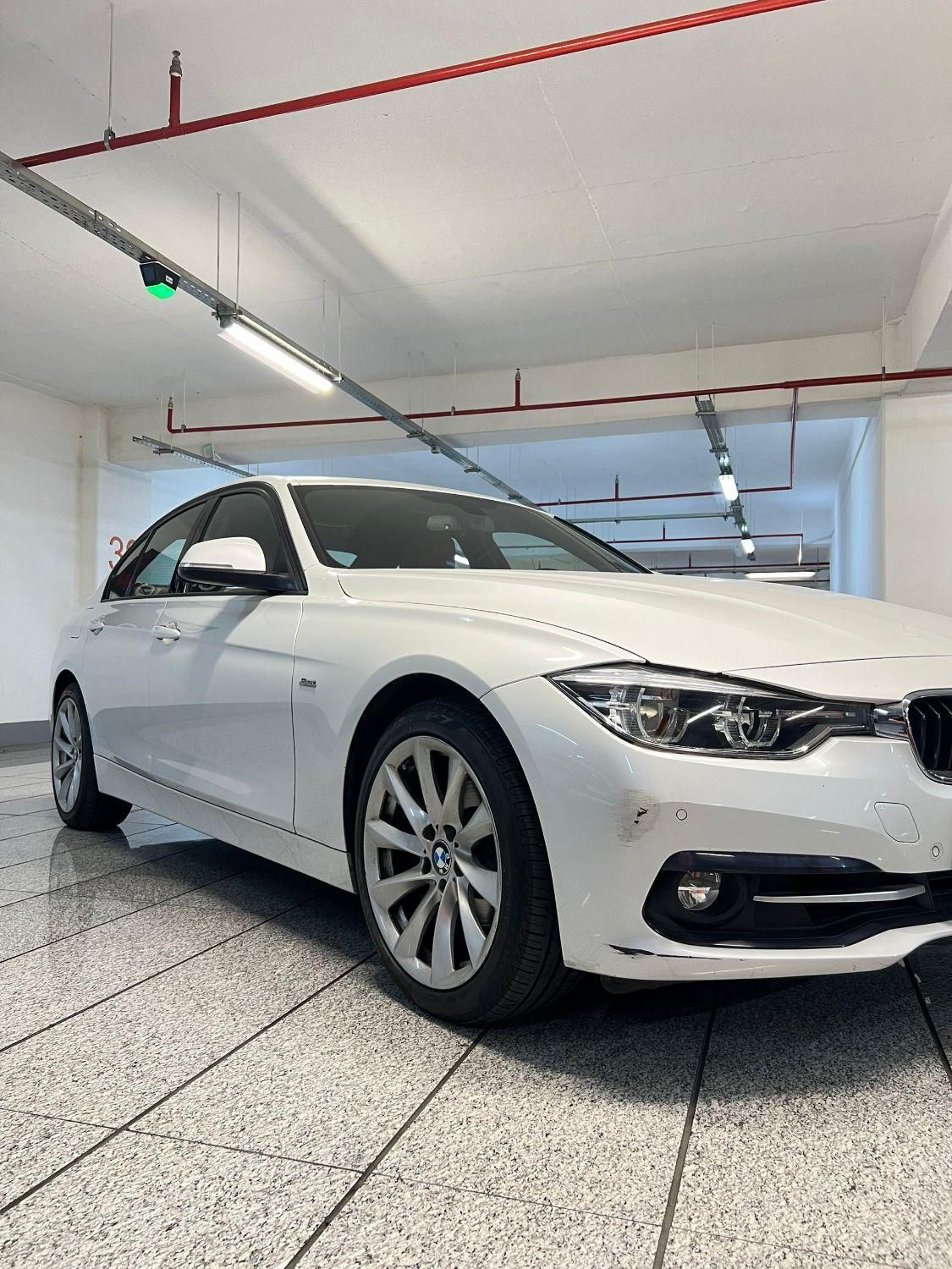 ب ام و سری 3 سدان 320i - 2018