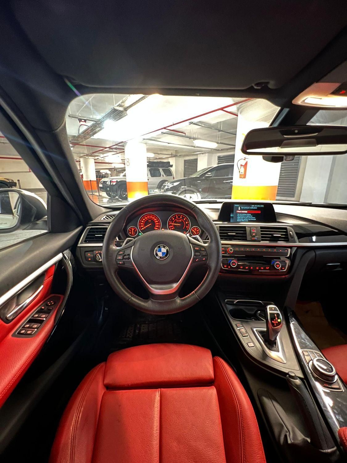 ب ام و سری 3 سدان 320i - 2018