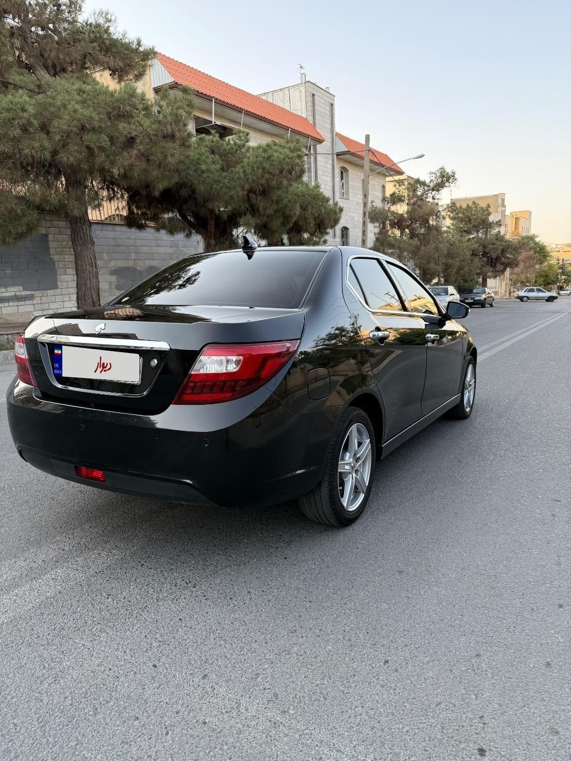 دنا پلاس توربو 6 دنده - 1401