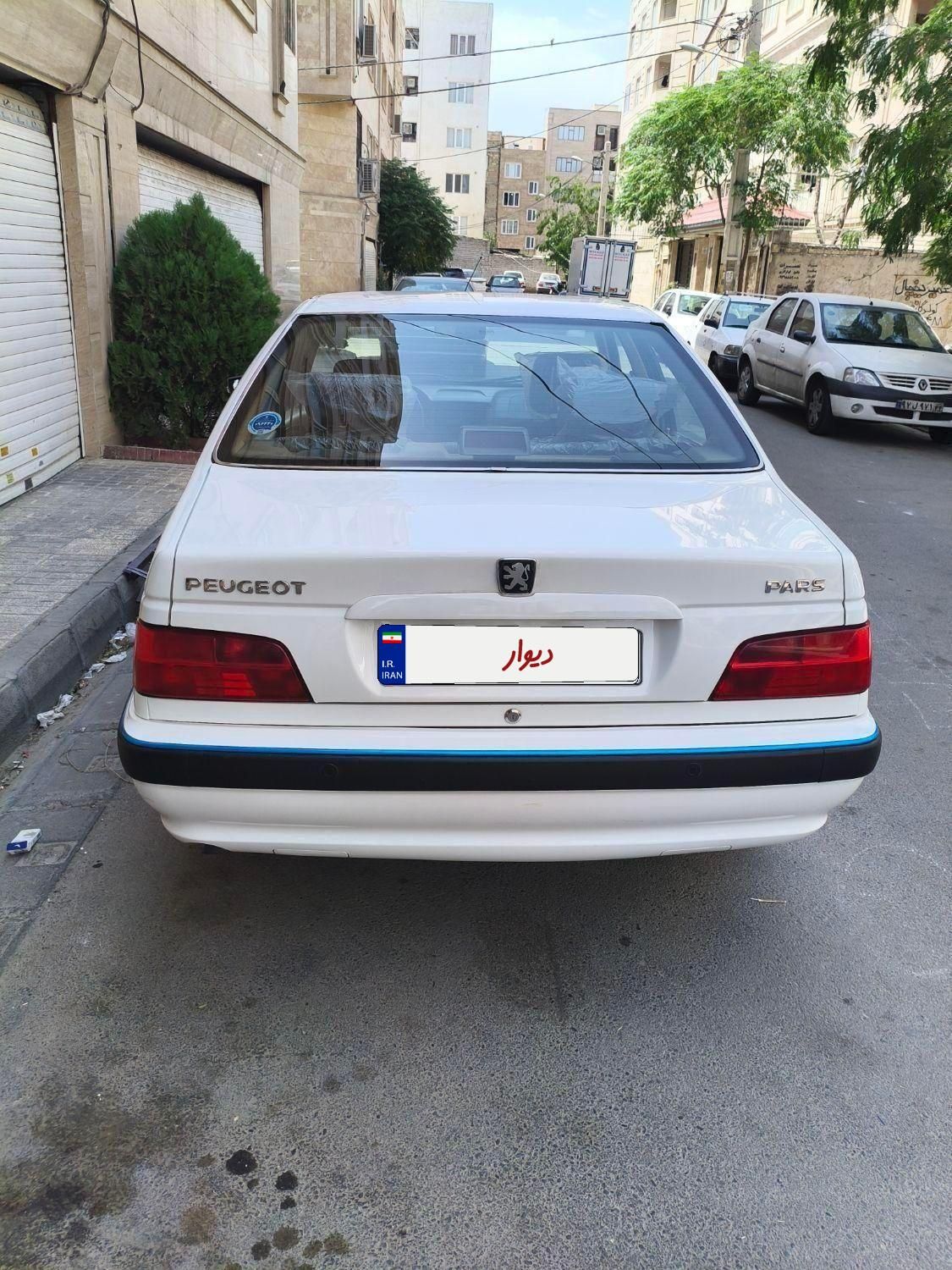 پژو پارس XU7P - 1402