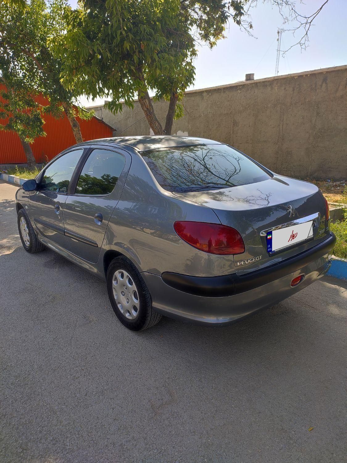 پژو ۲۰۶ صندوق دار v8 - 1386