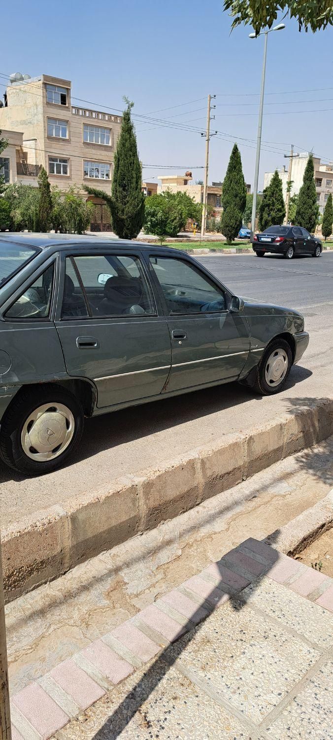 دوو سیلو سدان - 1379