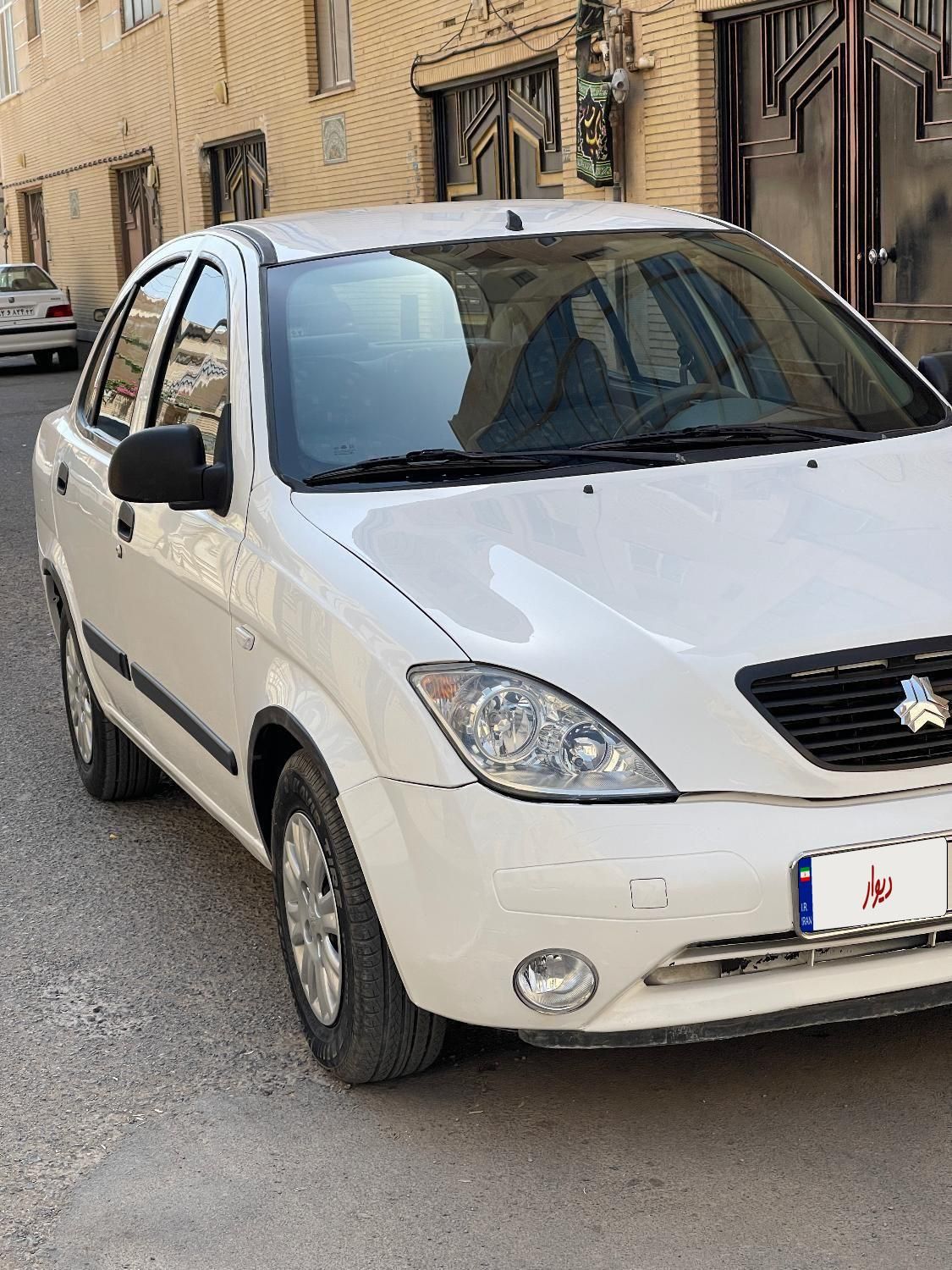تیبا صندوق دار EX - 1394