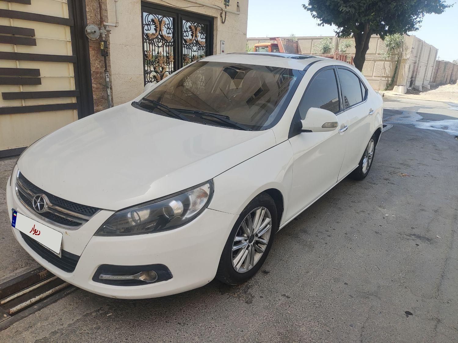 جک J5 اتوماتیک - 1395
