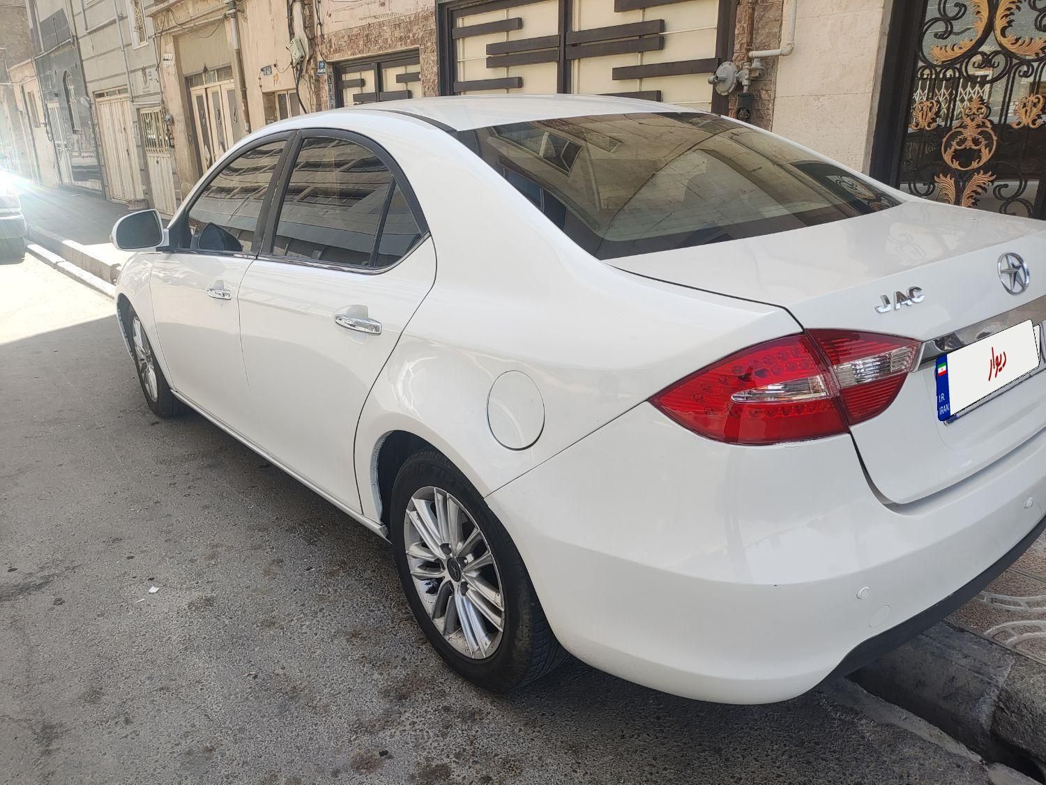 جک J5 اتوماتیک - 1395
