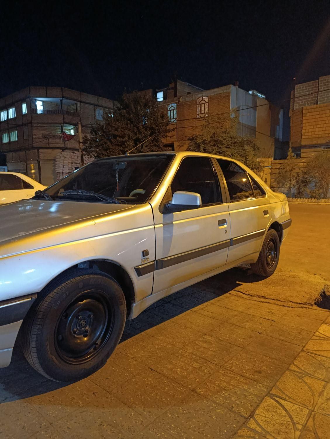 پژو 405 SLX بنزینی TU5 - 1391