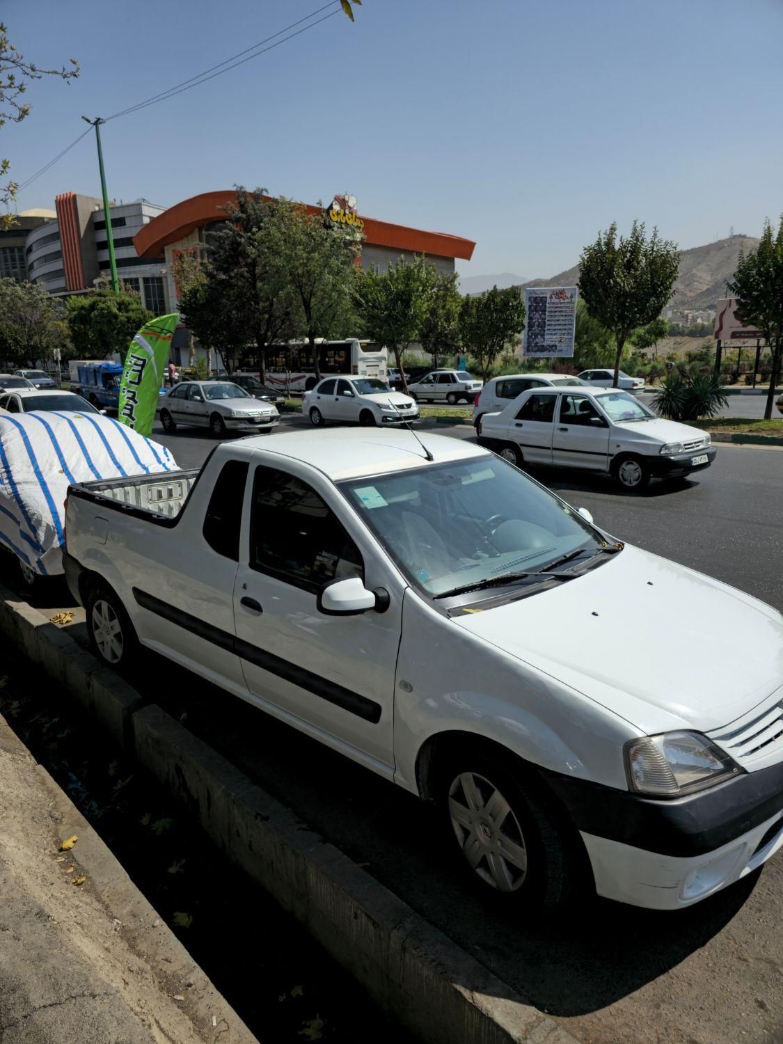 رنو وانت تندر ۹۰ دنده‌ای - 1396