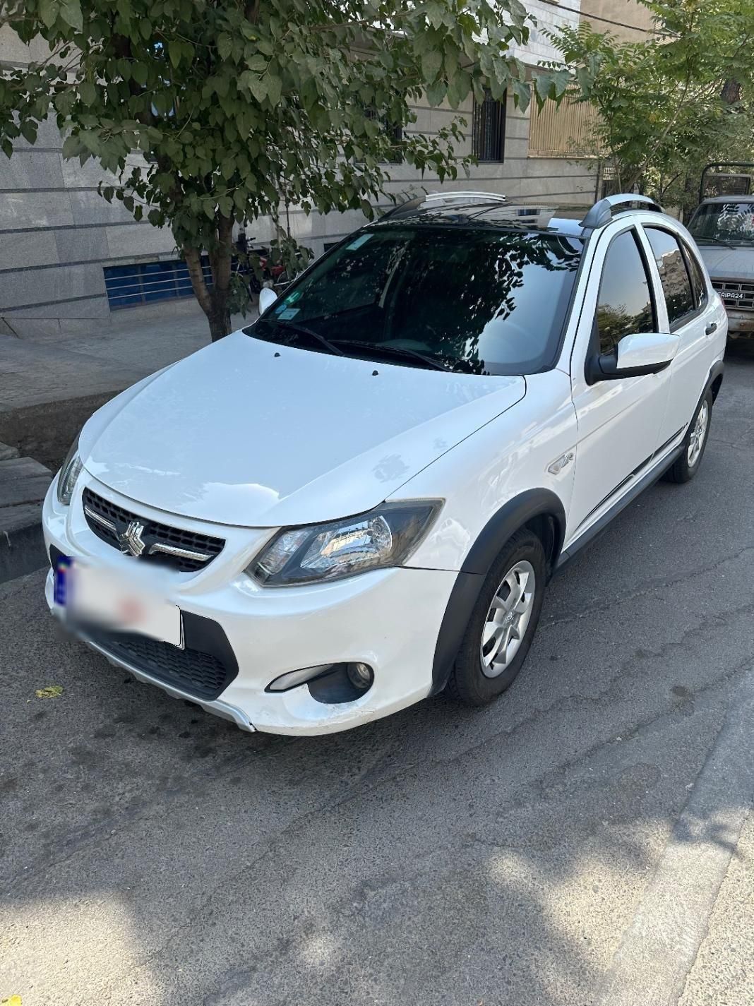 خودرو کوییک، R آگهی ann_19446072