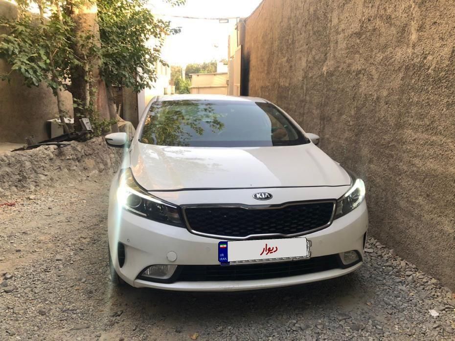 کیا سراتو 2.0 لیتر اتوماتیک GT لاین - 2016