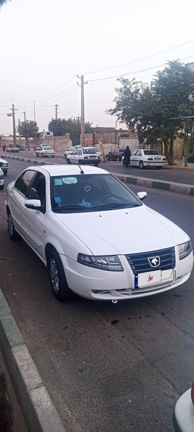 سمند سورن پلاس EF7 بنزینی - 1400