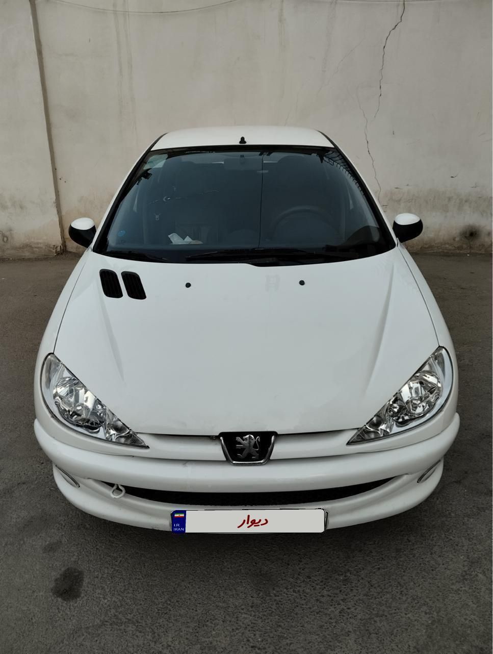 پژو ۲۰۶ صندوق دار v8 - 1395