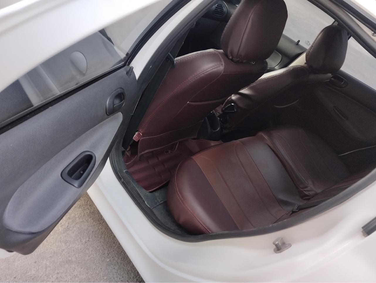 پژو ۲۰۶ صندوق دار v8 - 1395