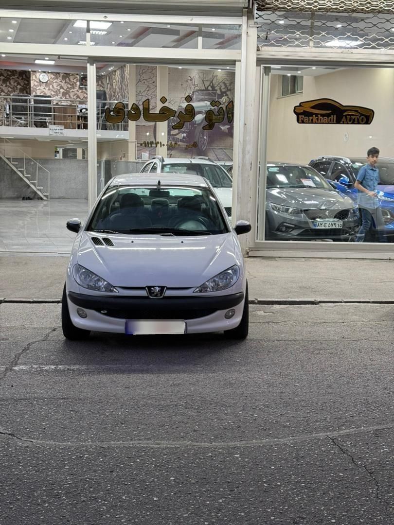 پژو ۲۰۶ صندوق دار v8 - 1398