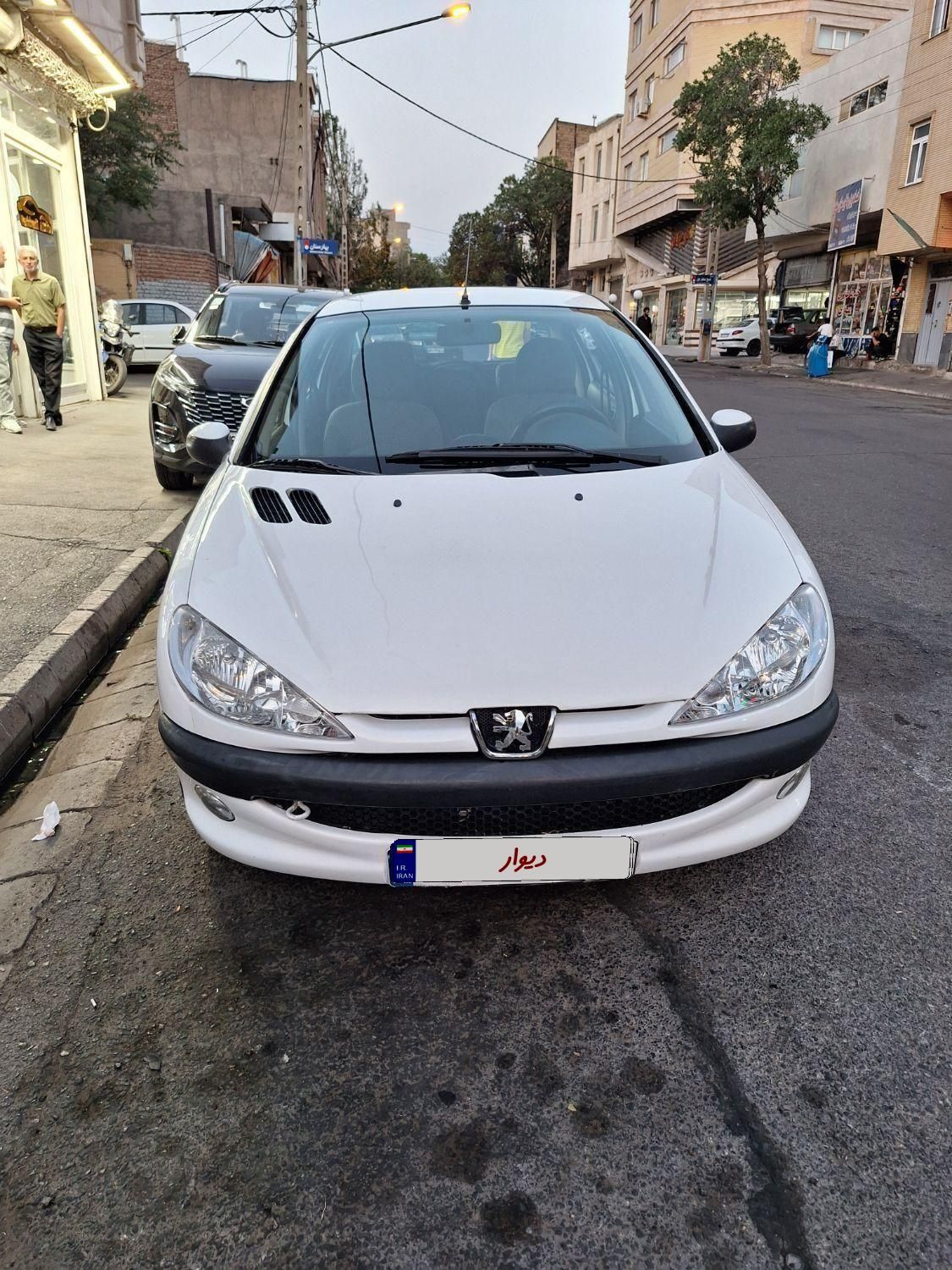 پژو ۲۰۶ صندوق دار v8 - 1398