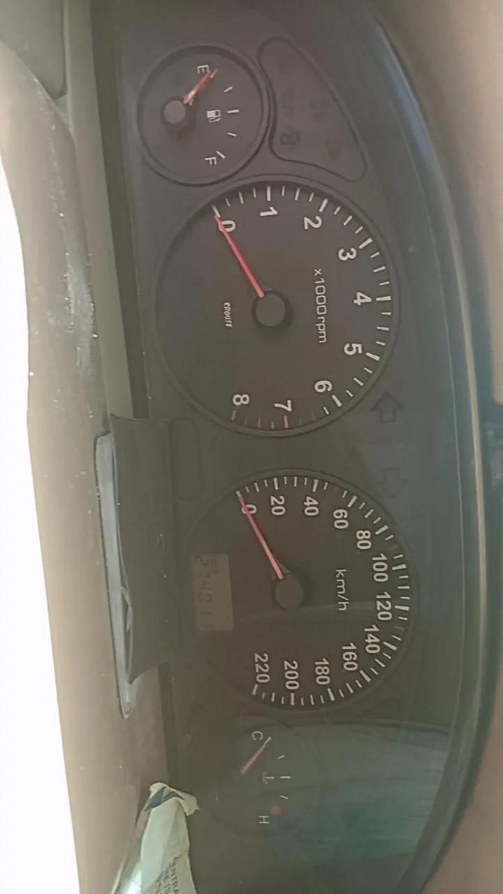پژو پارس XU7ساده - 1385