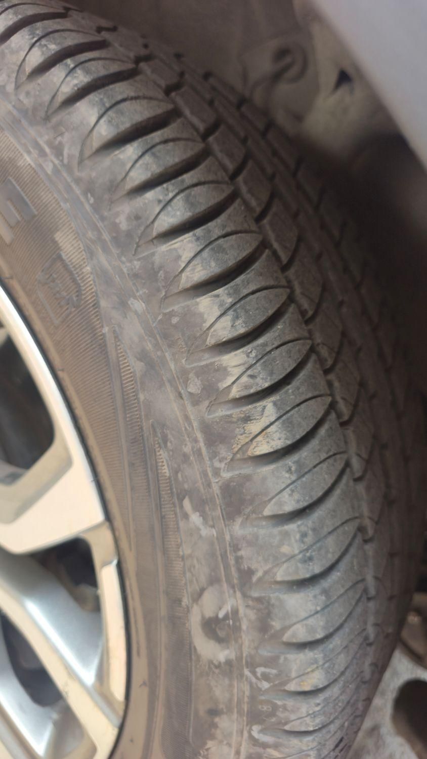 ام وی ام X22 دنده‌ای لاکچری - 1396