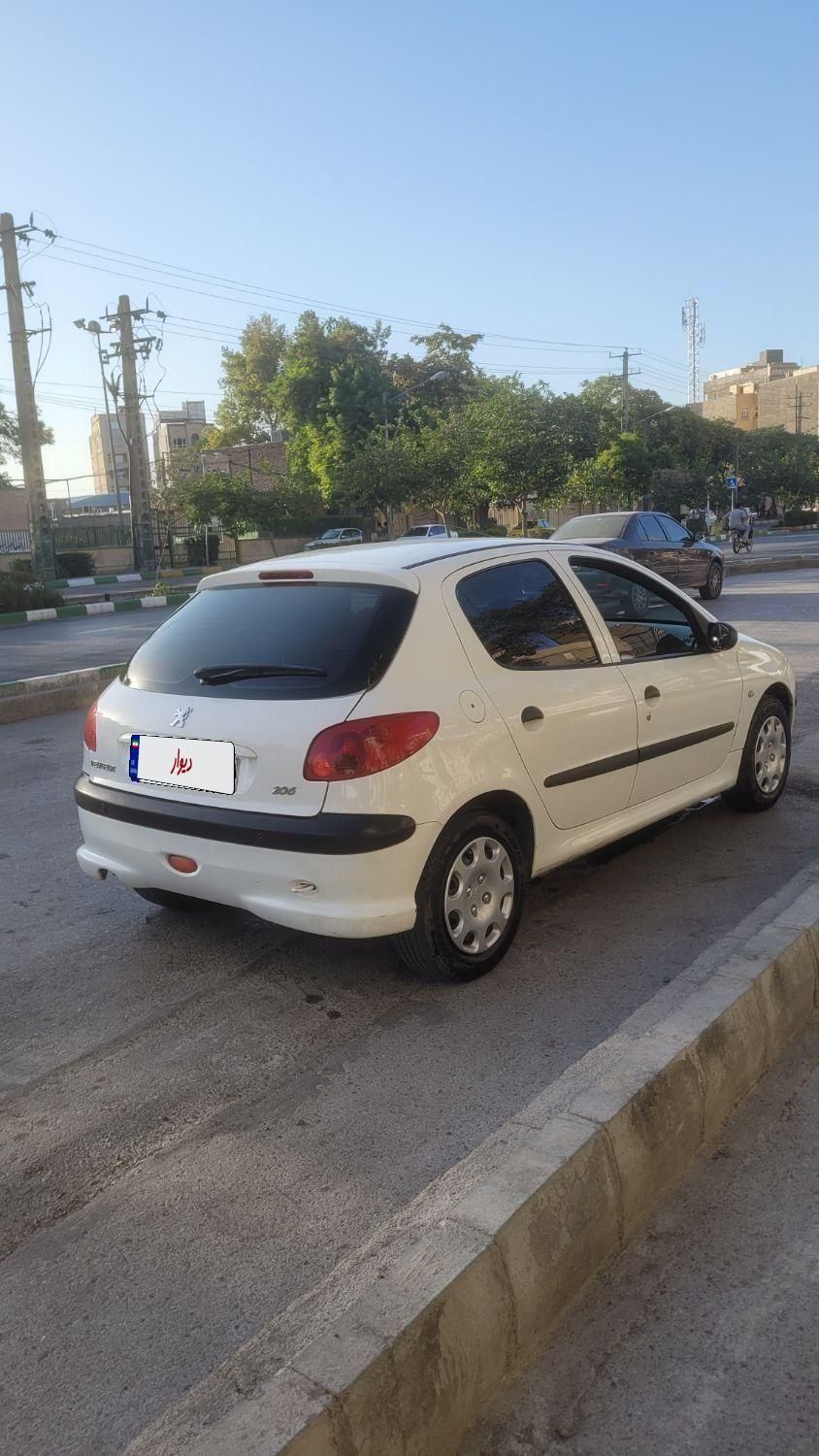 پژو 206 تیپ 3 - 1394