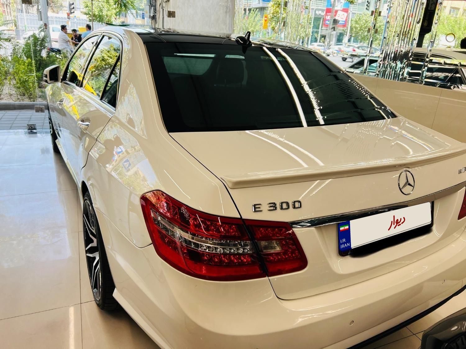 بنز E 300 - 2012