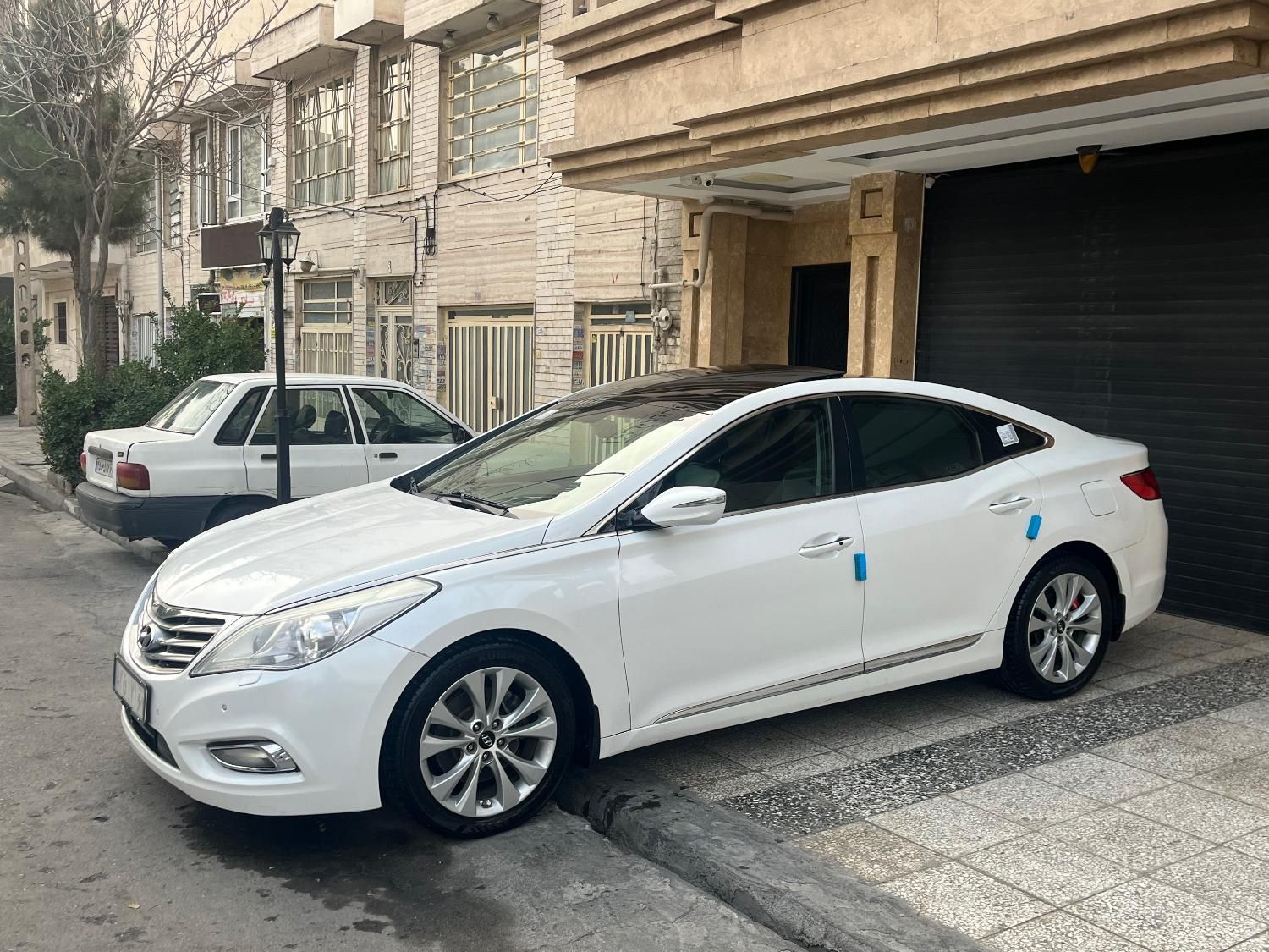 هیوندای آزرا (گرنجور) 3000cc - 2013