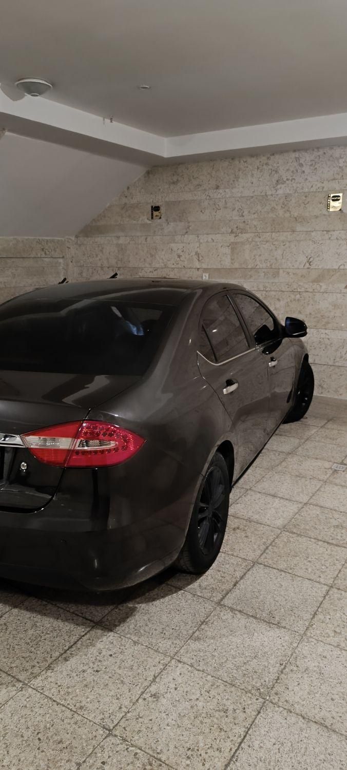 جک J5 اتوماتیک - 1393