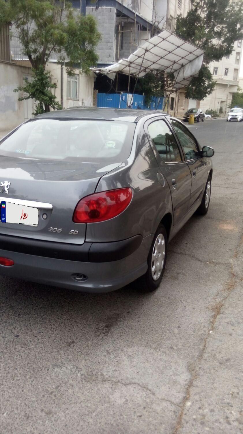 پژو ۲۰۶ صندوق دار v8 - 1394