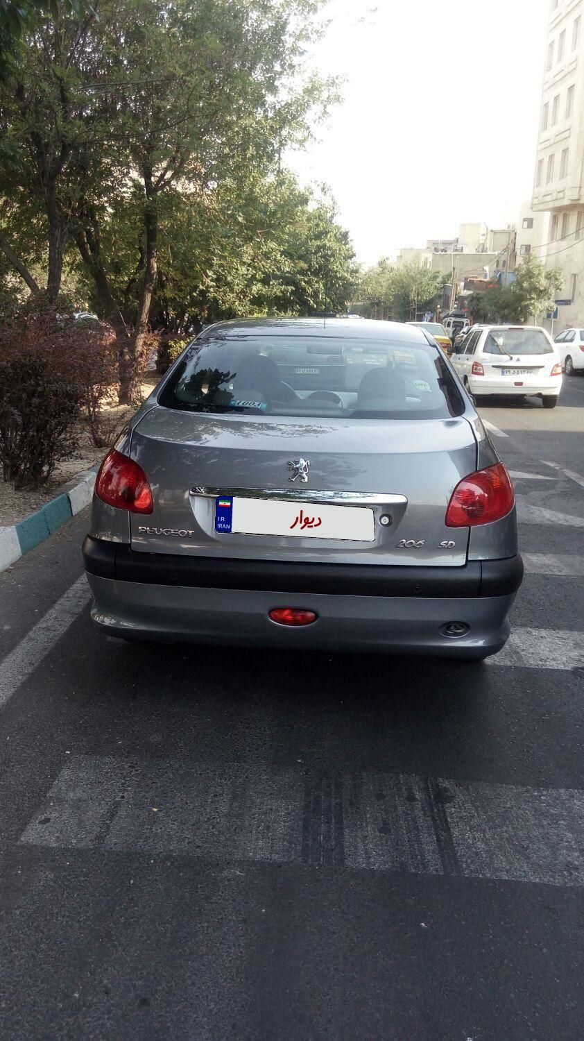 پژو ۲۰۶ صندوق دار v8 - 1394