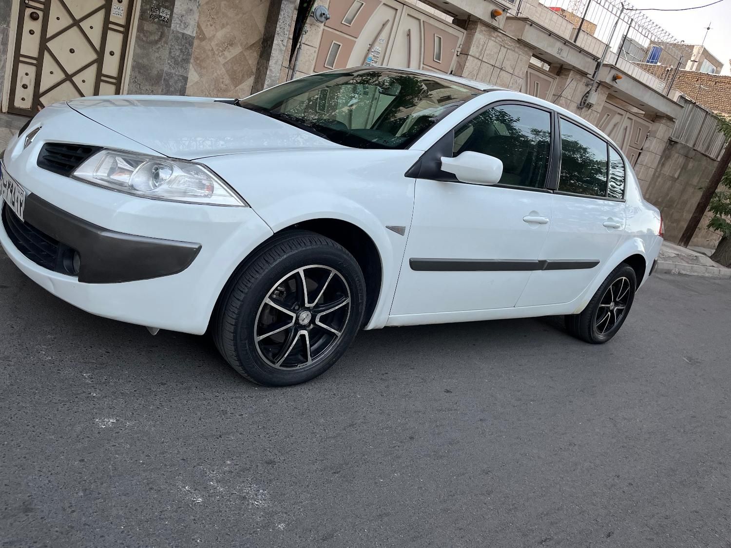 رنو مگان وارداتی اتوماتیک 2000 - 2008
