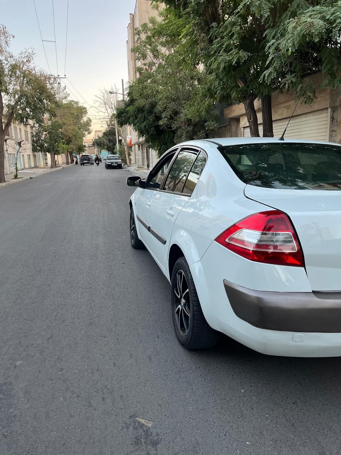 رنو مگان وارداتی اتوماتیک 2000 - 2008