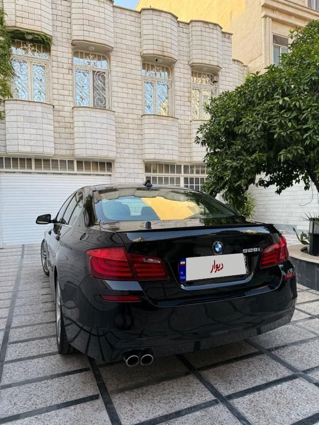ب ام و سری 5 523i - 2011
