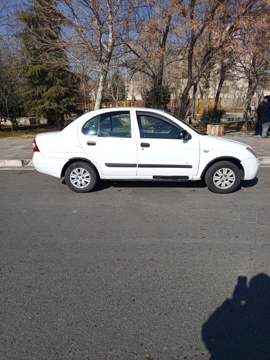 تیبا صندوق دار SX - 1393
