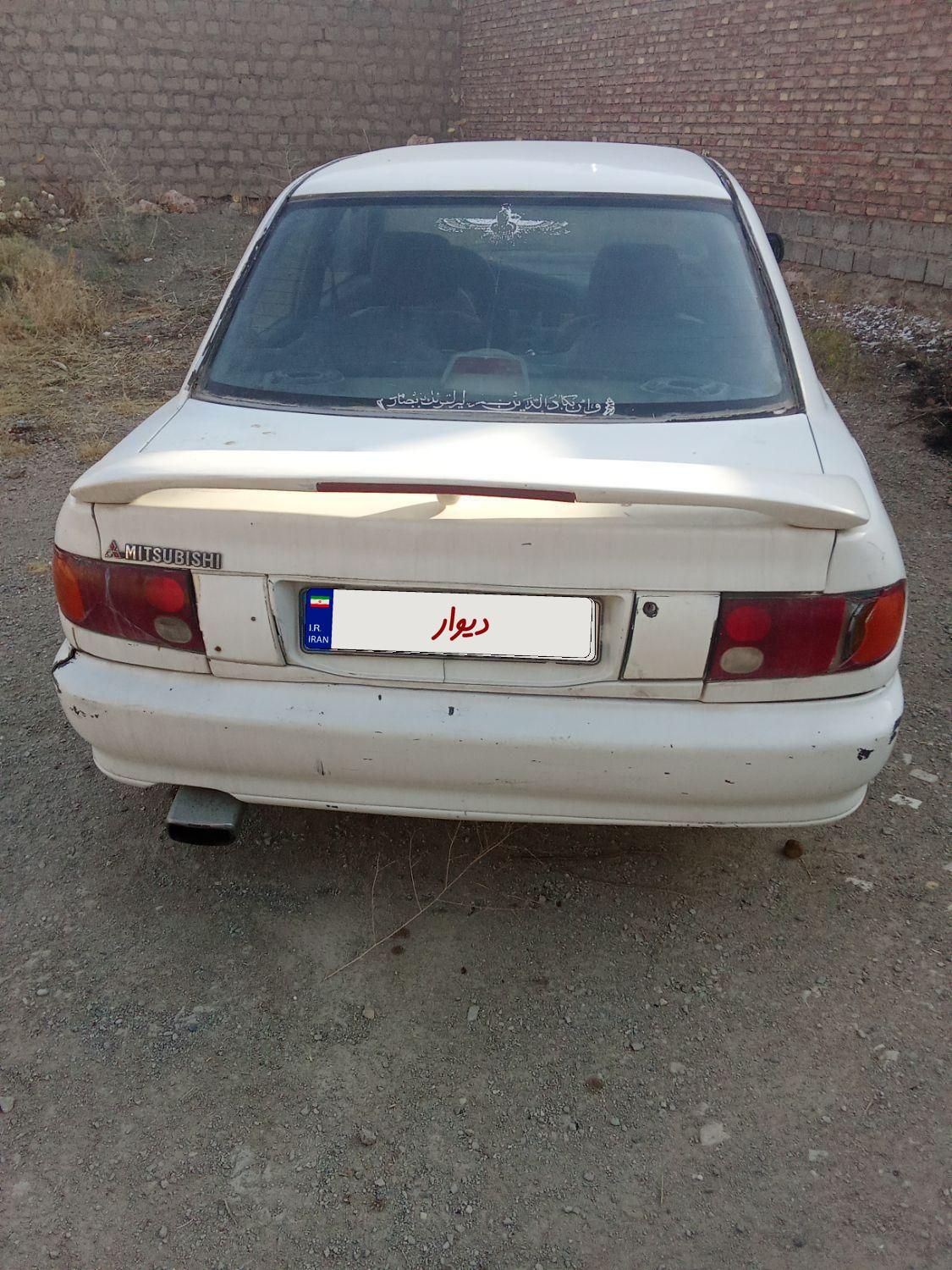 میتسوبیشی لنسر 1.6 لیتر دنده ای - 1993