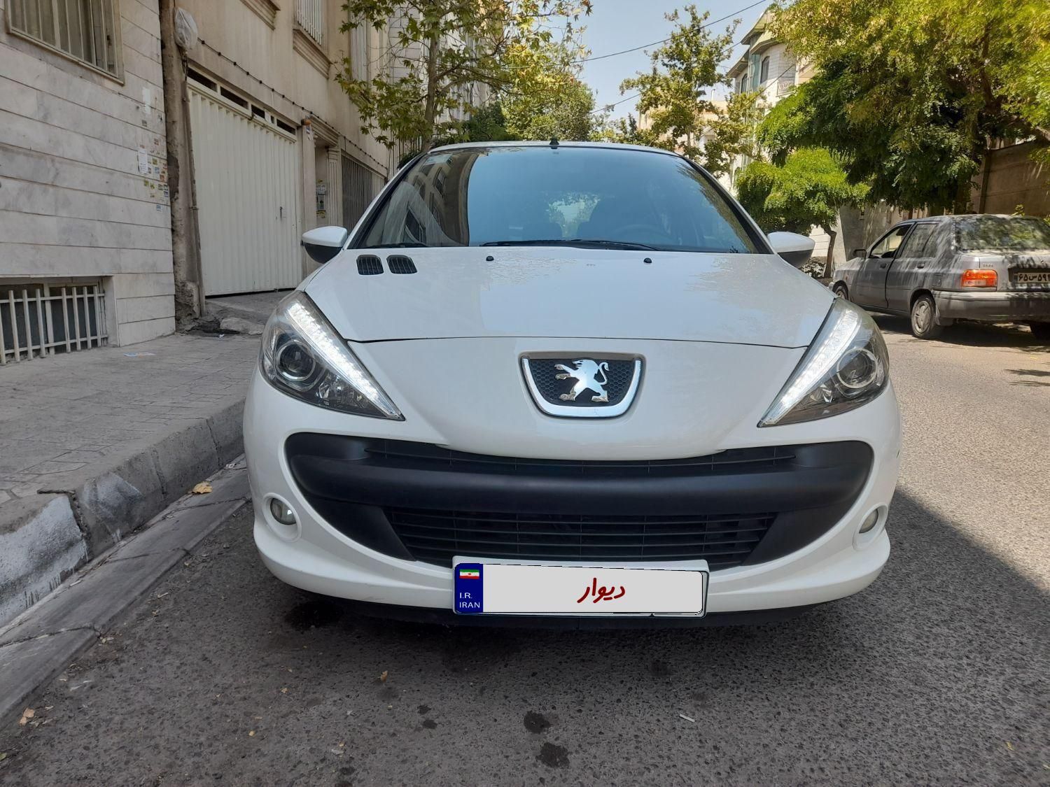 پژو 207 اتوماتیک - 1389